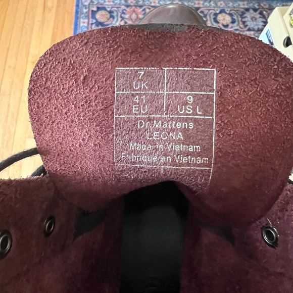 Dr. Martins Leona Women’s Vintage Smooth Leather Boots - Size 9. - Picture 2 of 7